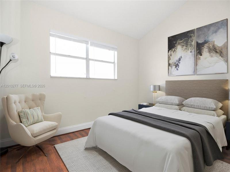 Property photo # 4