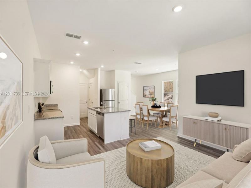 Property photo # 2
