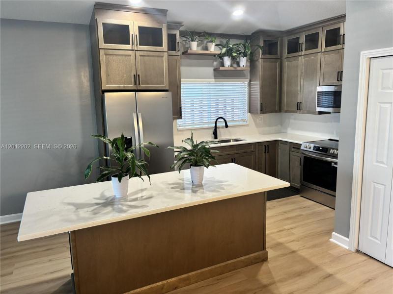 Property photo # 3
