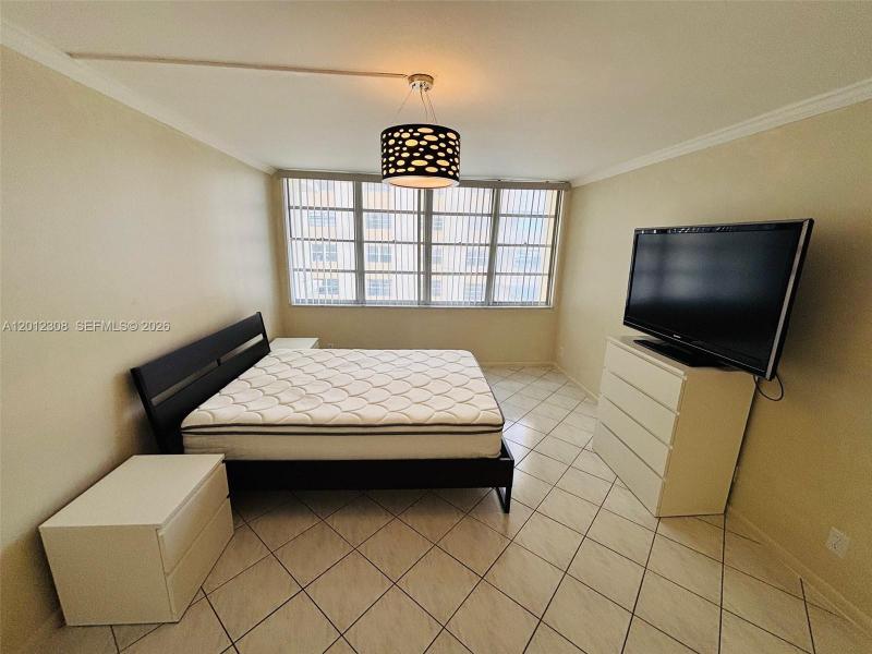 Condo for sale at Imperial Towers 622