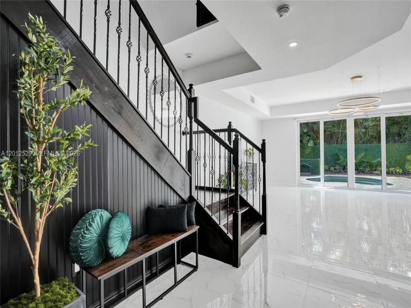 Property photo # 7