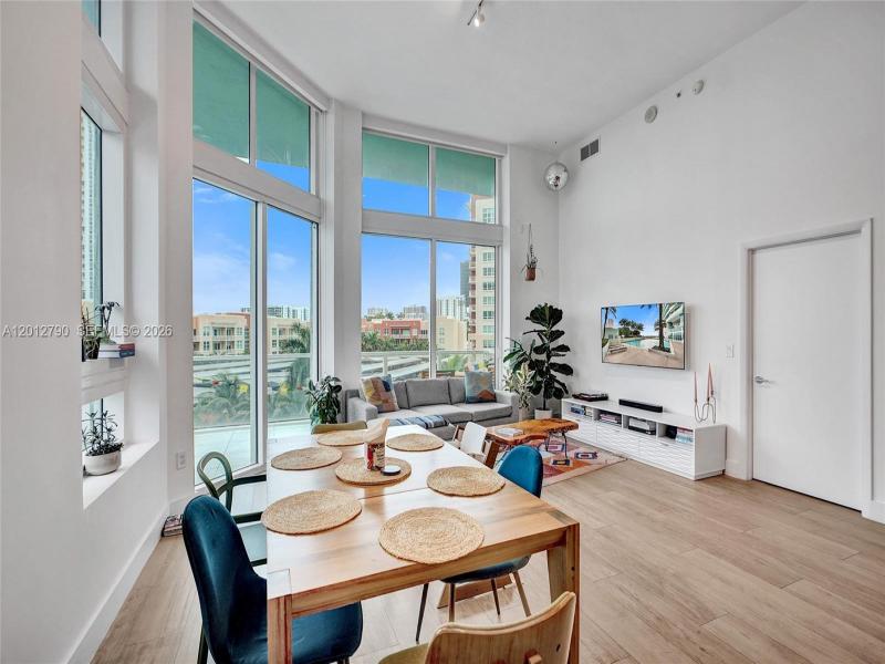 Property photo # 0