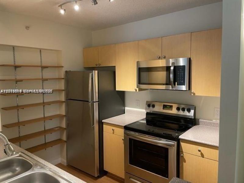 Property photo # 0