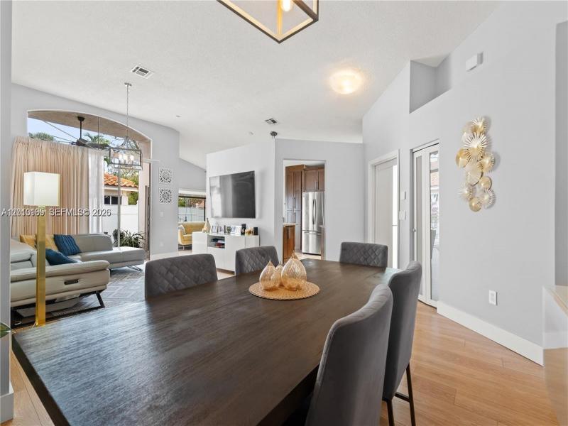 Property photo # 6