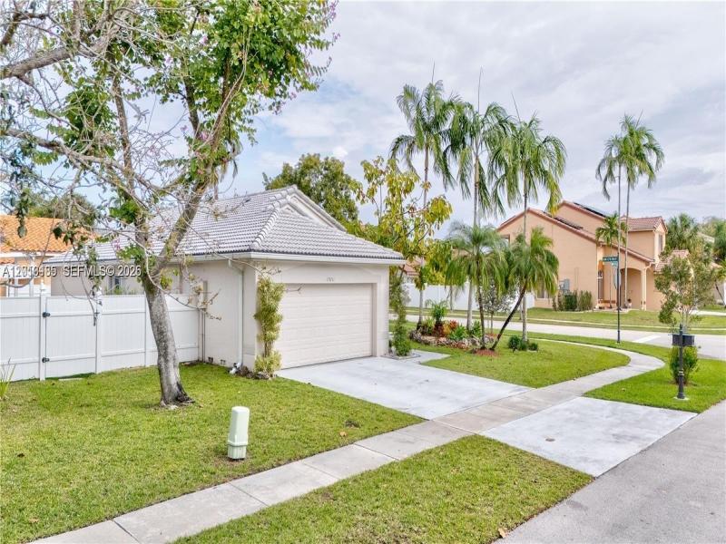 Property photo # 4