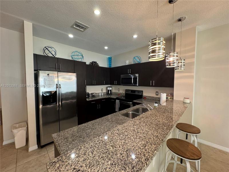 Property photo # 4
