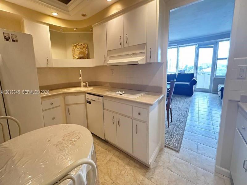 Condo for sale at Coral Ridge Towers North 504