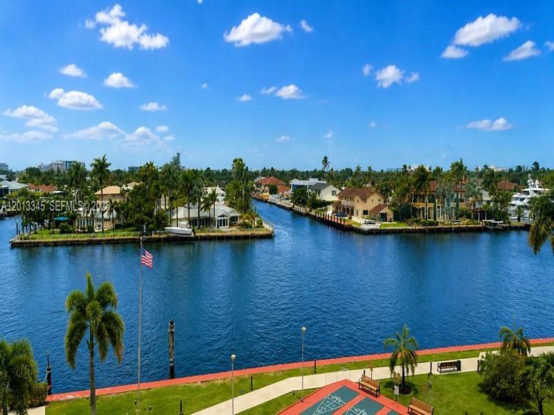 Condo for sale at Coral Ridge Towers North 504