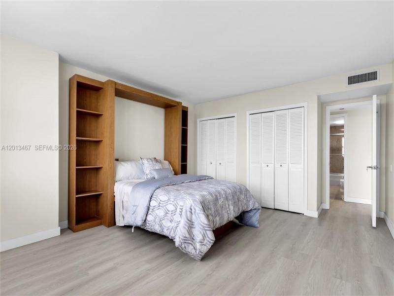 Comprar apartamento en The Cricket Club 601