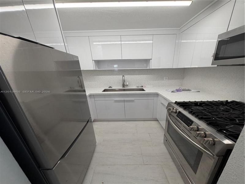 Property photo # 0