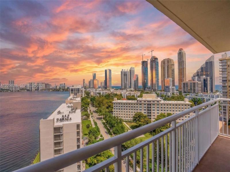 Comprar apartamento en Winston Towers 1517
