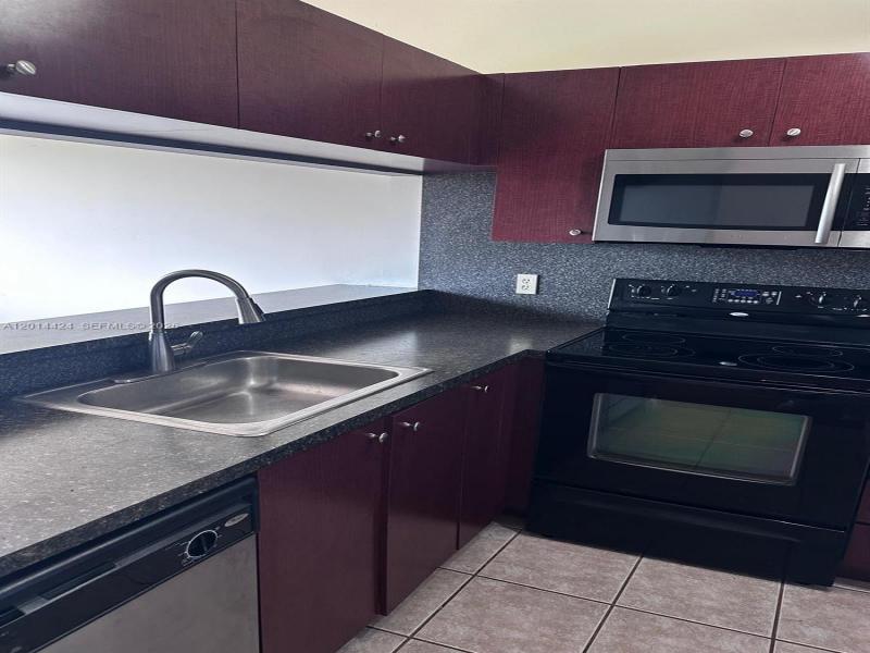 Property photo # 7