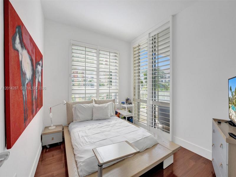 Property photo # 9