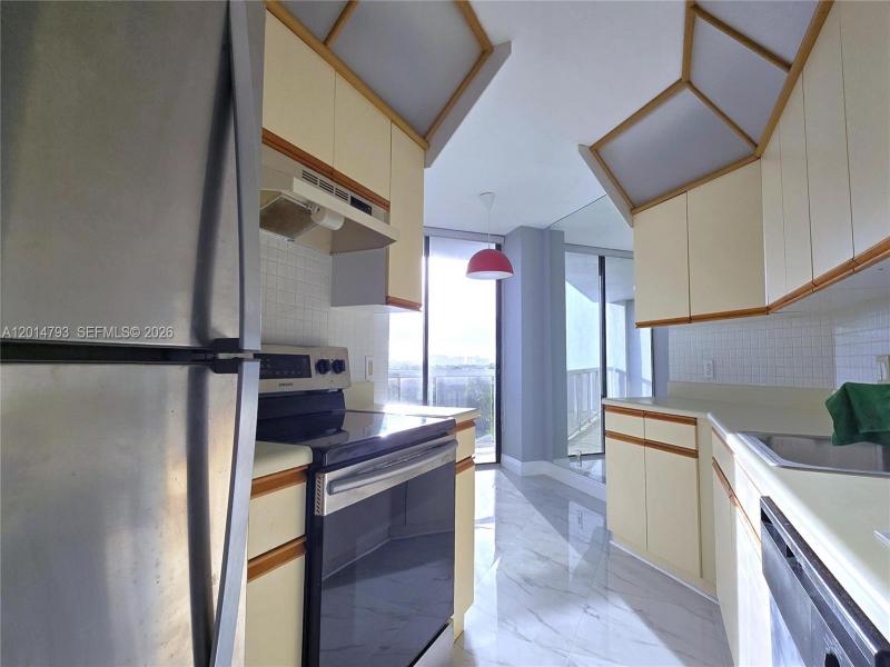 Property photo # 3