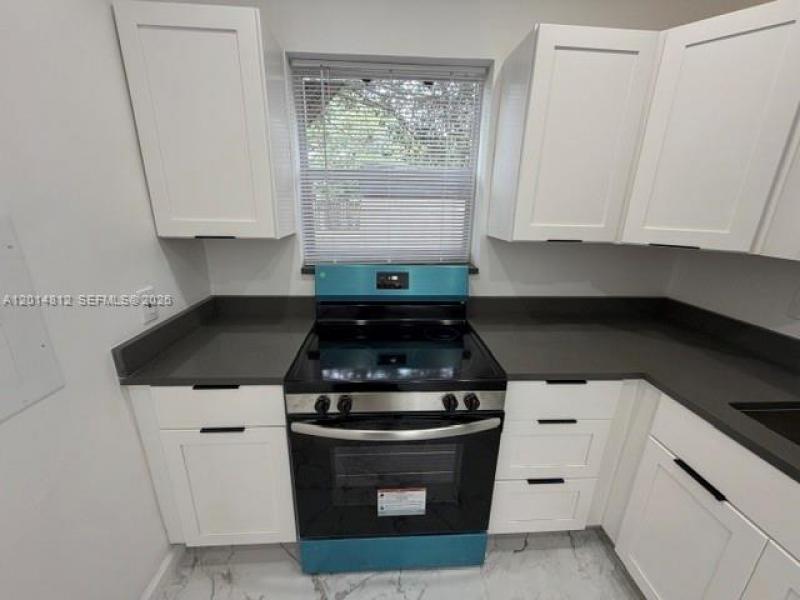 Property photo # 9