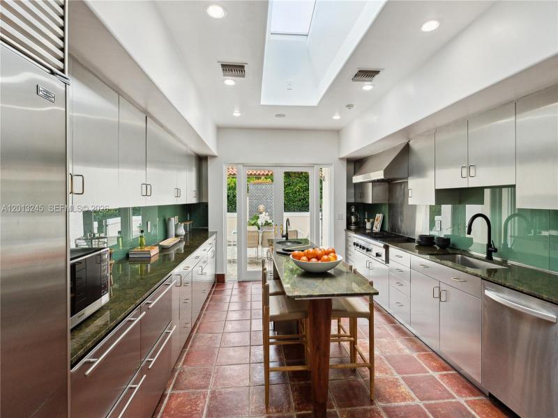 Property photo # 7