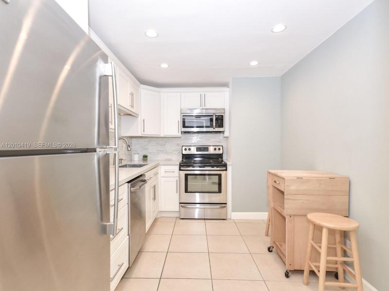 Apartment for rent at Palm Bay Yacht Club 1908