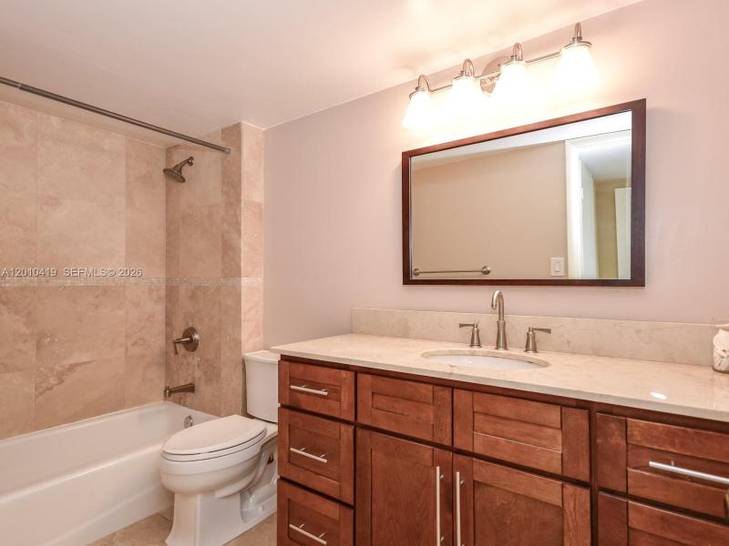 Apartment for rent at Palm Bay Yacht Club 1908