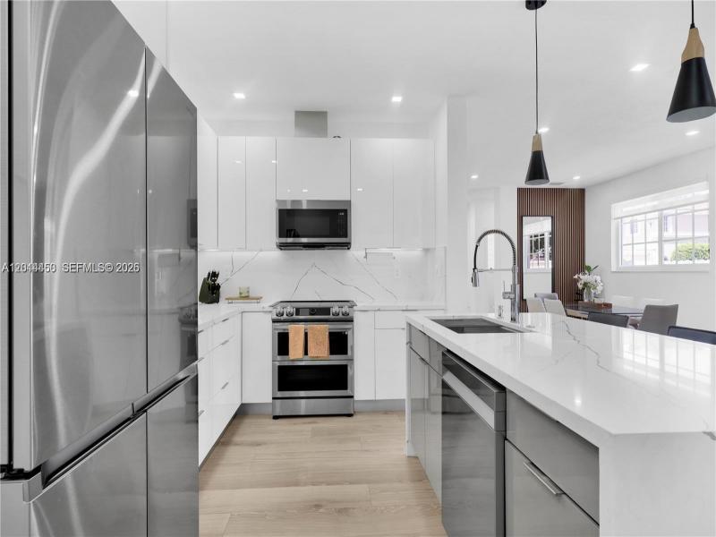 Property photo # 9