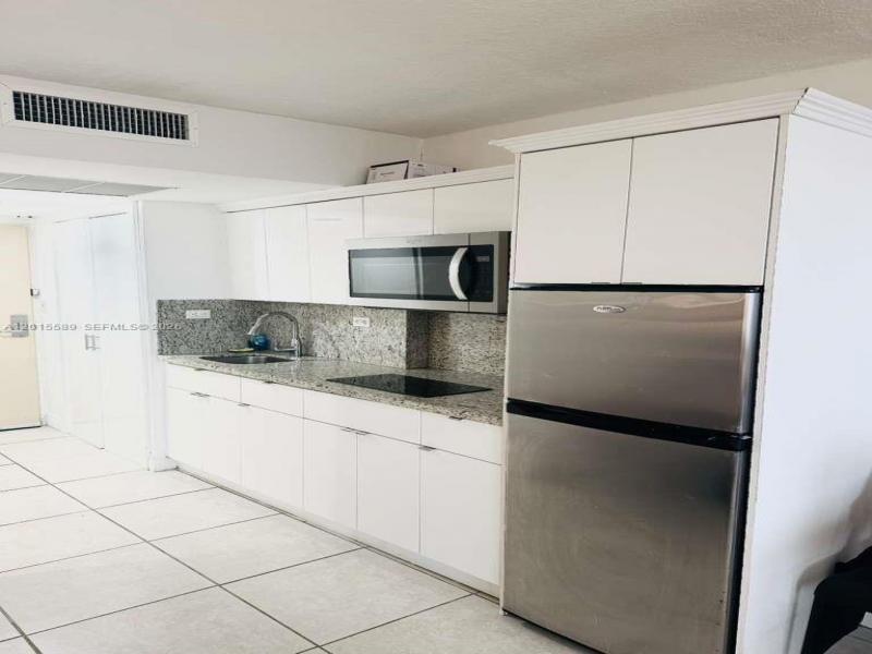 Comprar apartamento no Aventura Beach Club 841