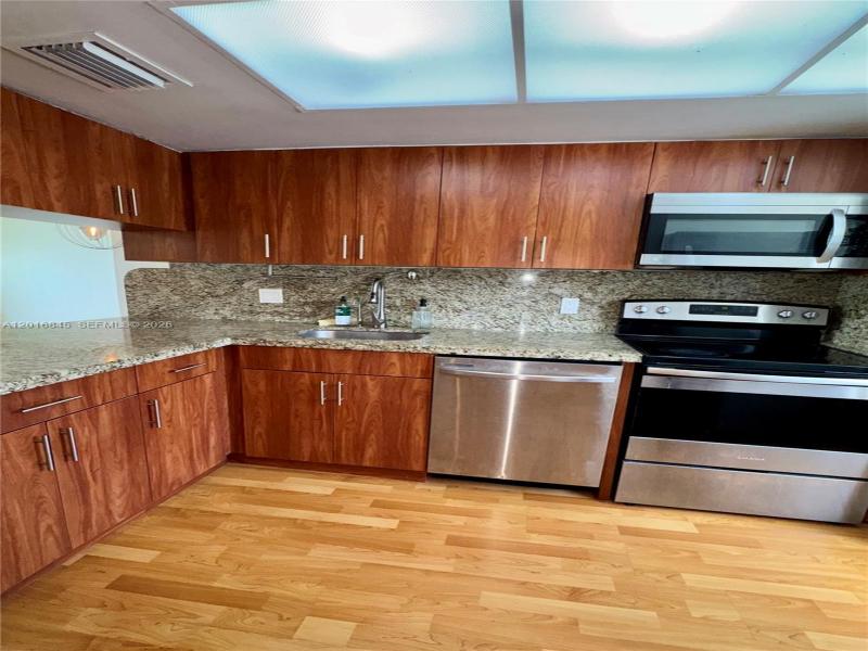 Property photo # 8