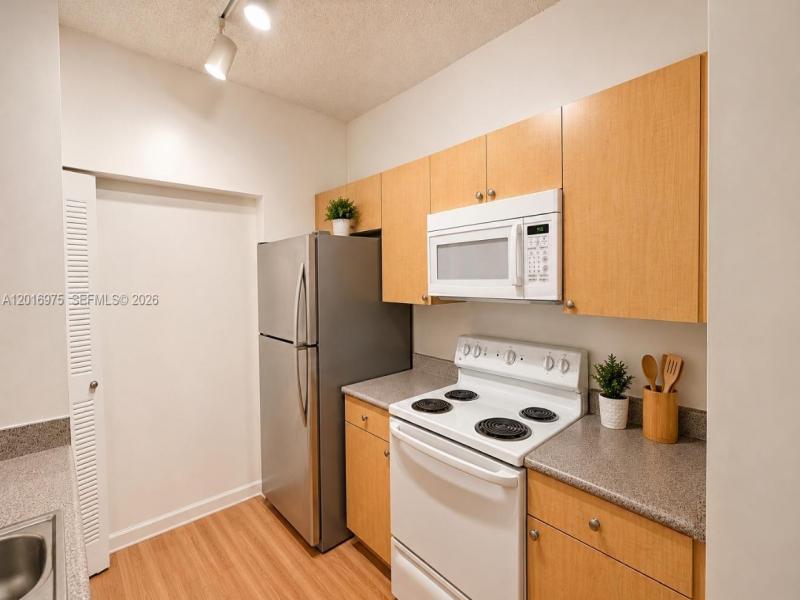 Property photo # 0