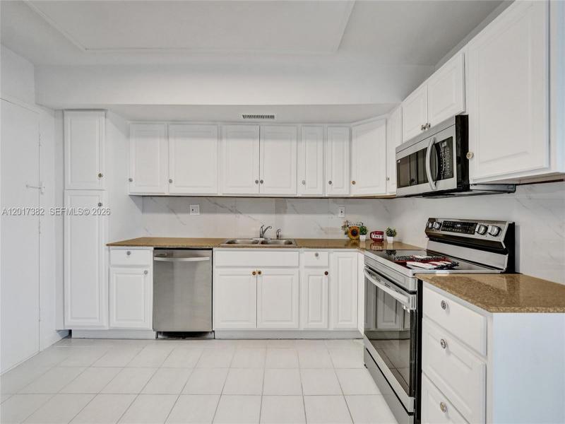Property photo # 8