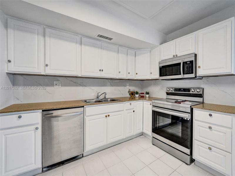 Property photo # 7