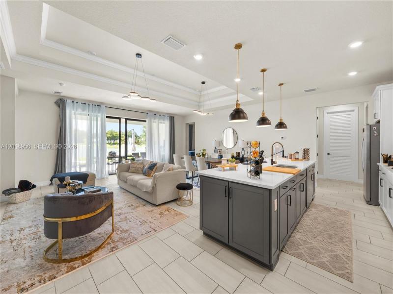 Property photo # 6