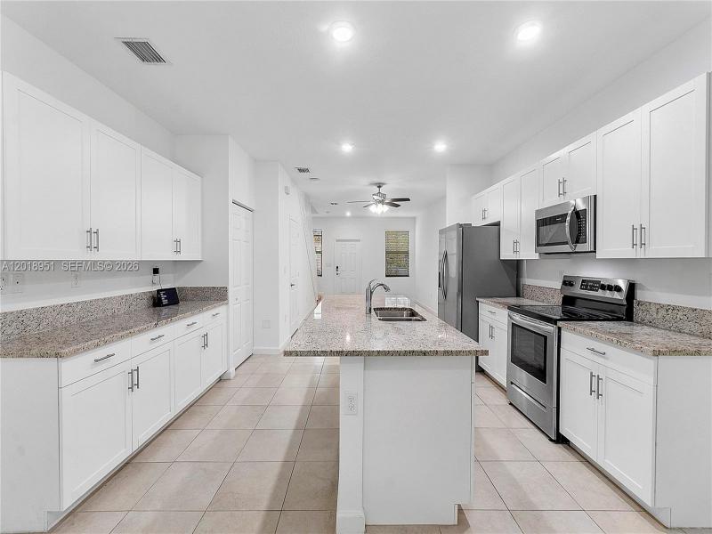 Property photo # 8
