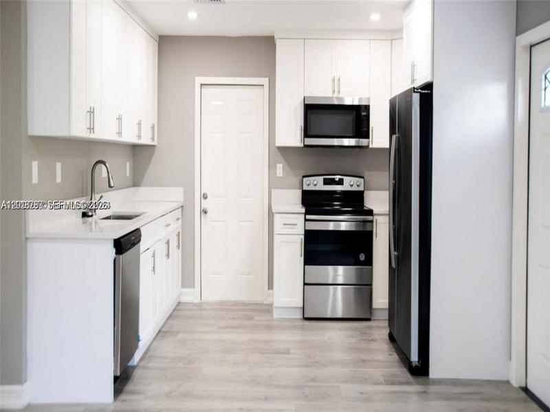 Property photo # 6