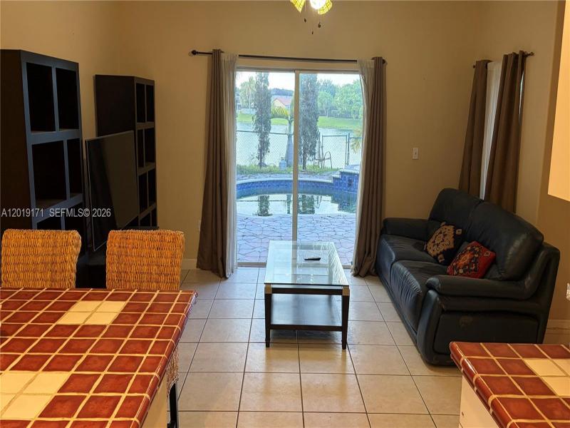 Property photo # 4