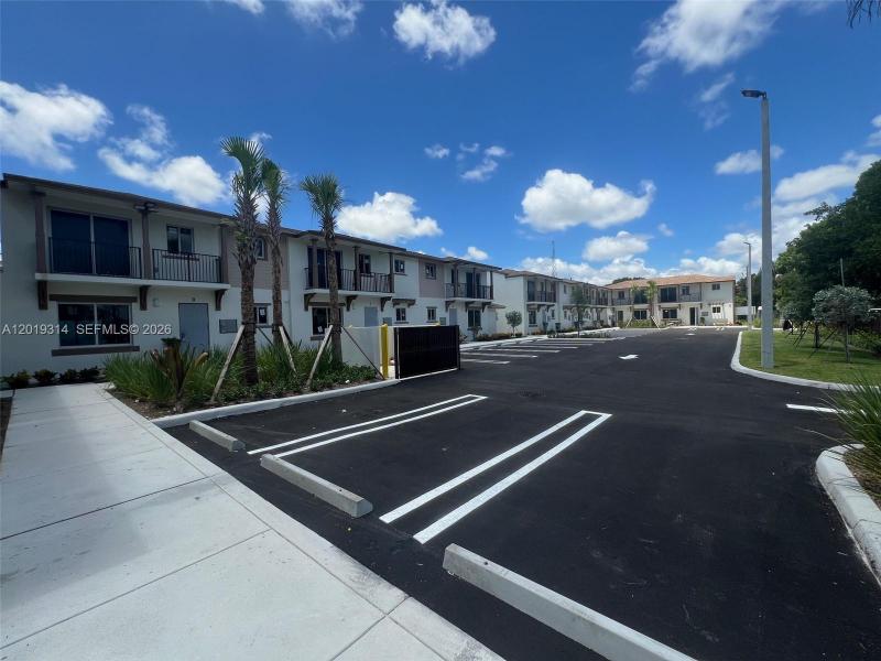 Property photo # 7