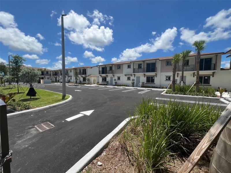 Property photo # 0