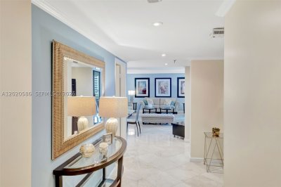 Brickell Key One Apt #A914