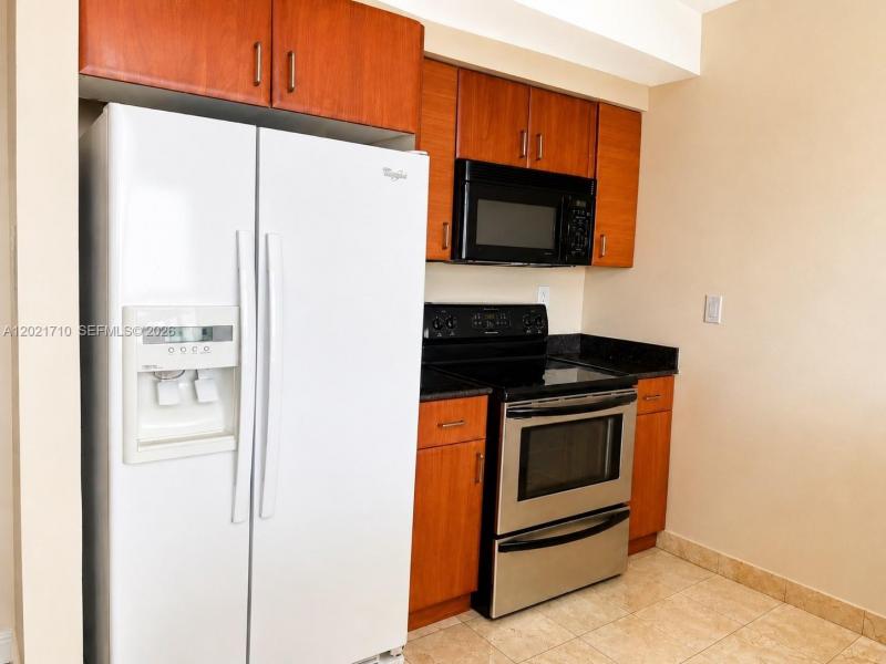 Property photo # 0