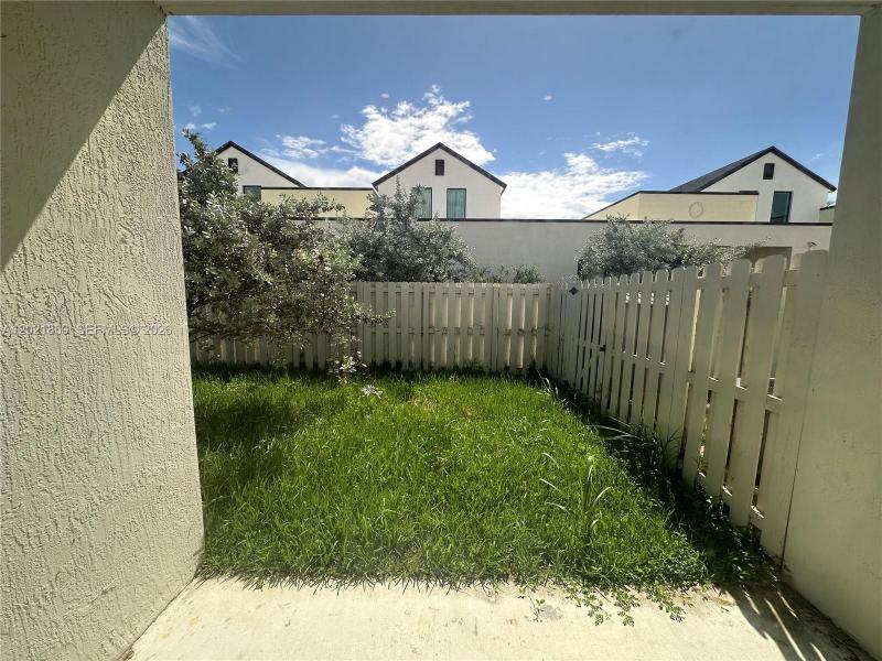 Property photo # 4