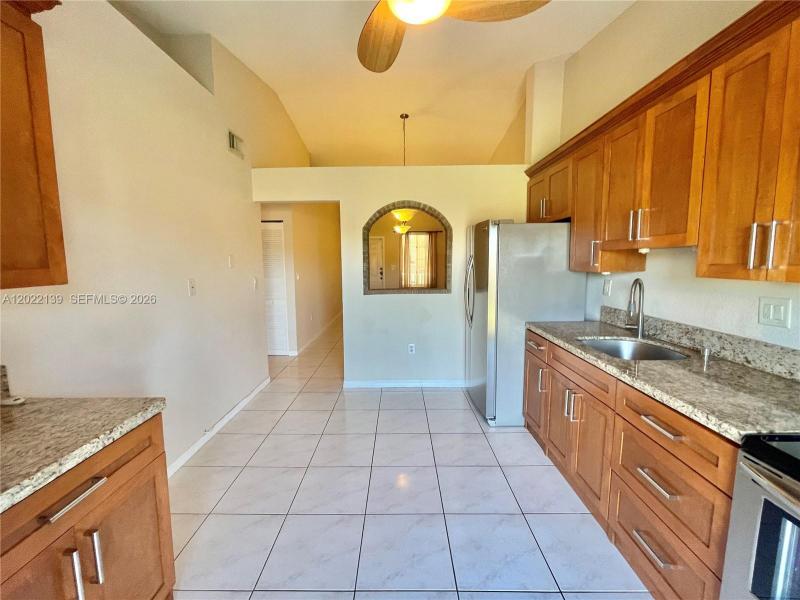 Property photo # 8