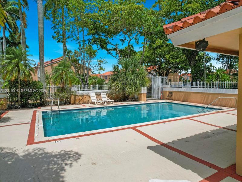 Property photo # 6