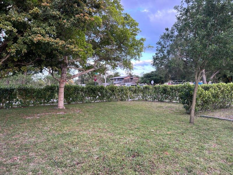 Property photo # 8