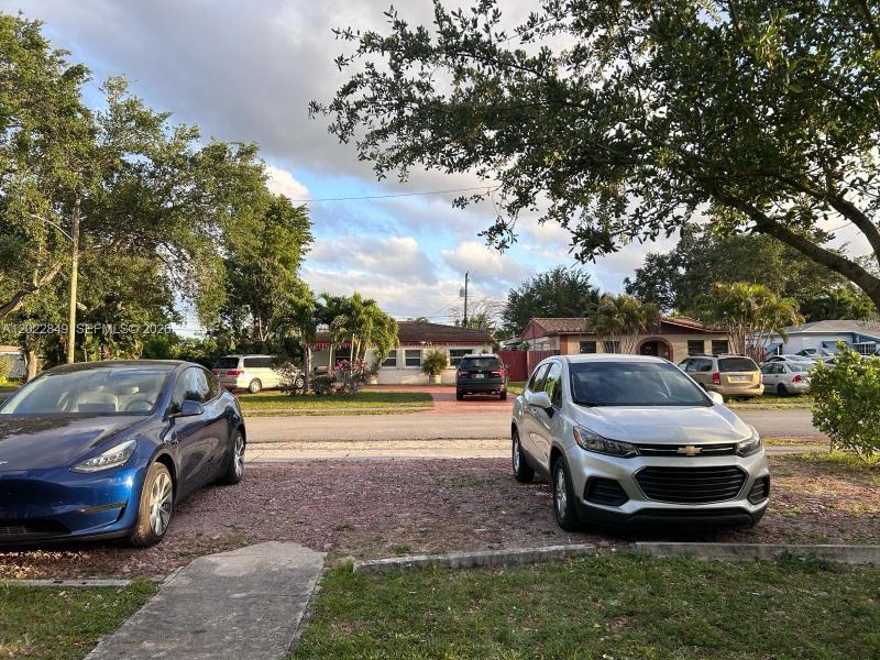 Property photo # 2