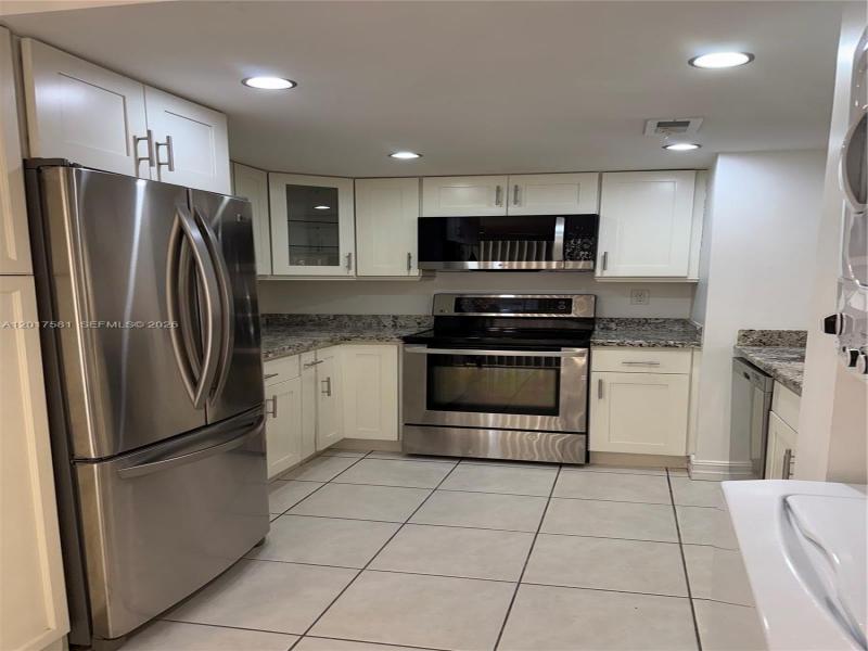 Property photo # 9