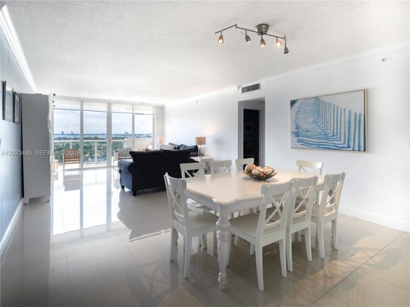 Condo for sale at Pavilion 1420