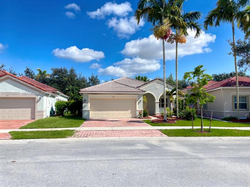 Property photo # 0