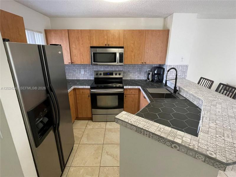 Property photo # 6