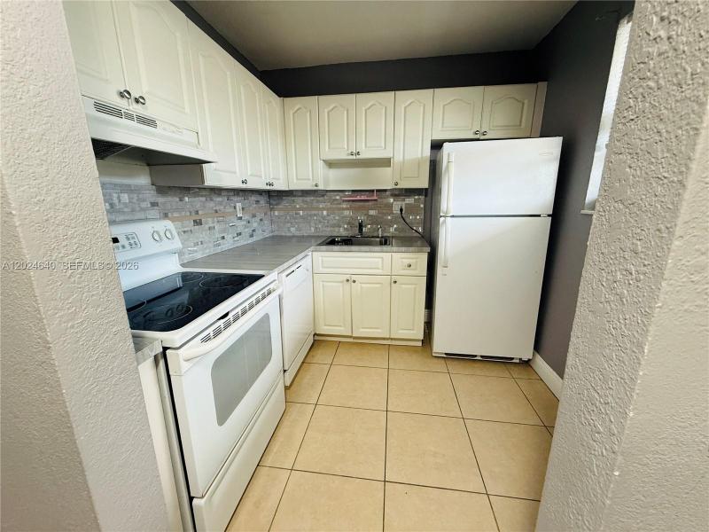 Property photo # 0