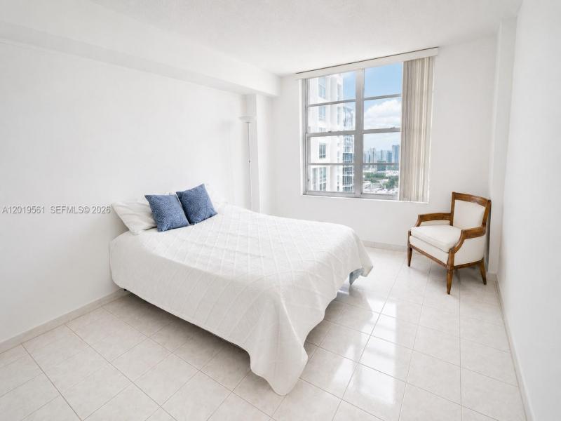 Condo for sale at Winston Towers 1916