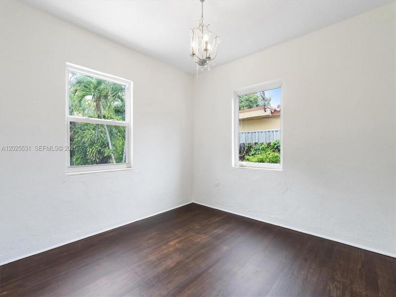Property photo # 4