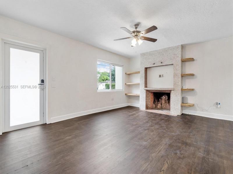 Property photo # 2