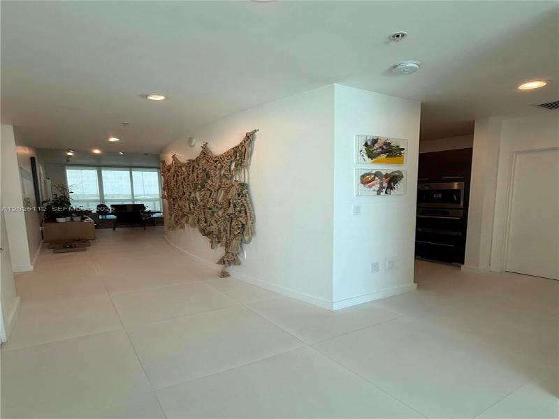 Comprar apartamento en Eloquence on the Bay 904
